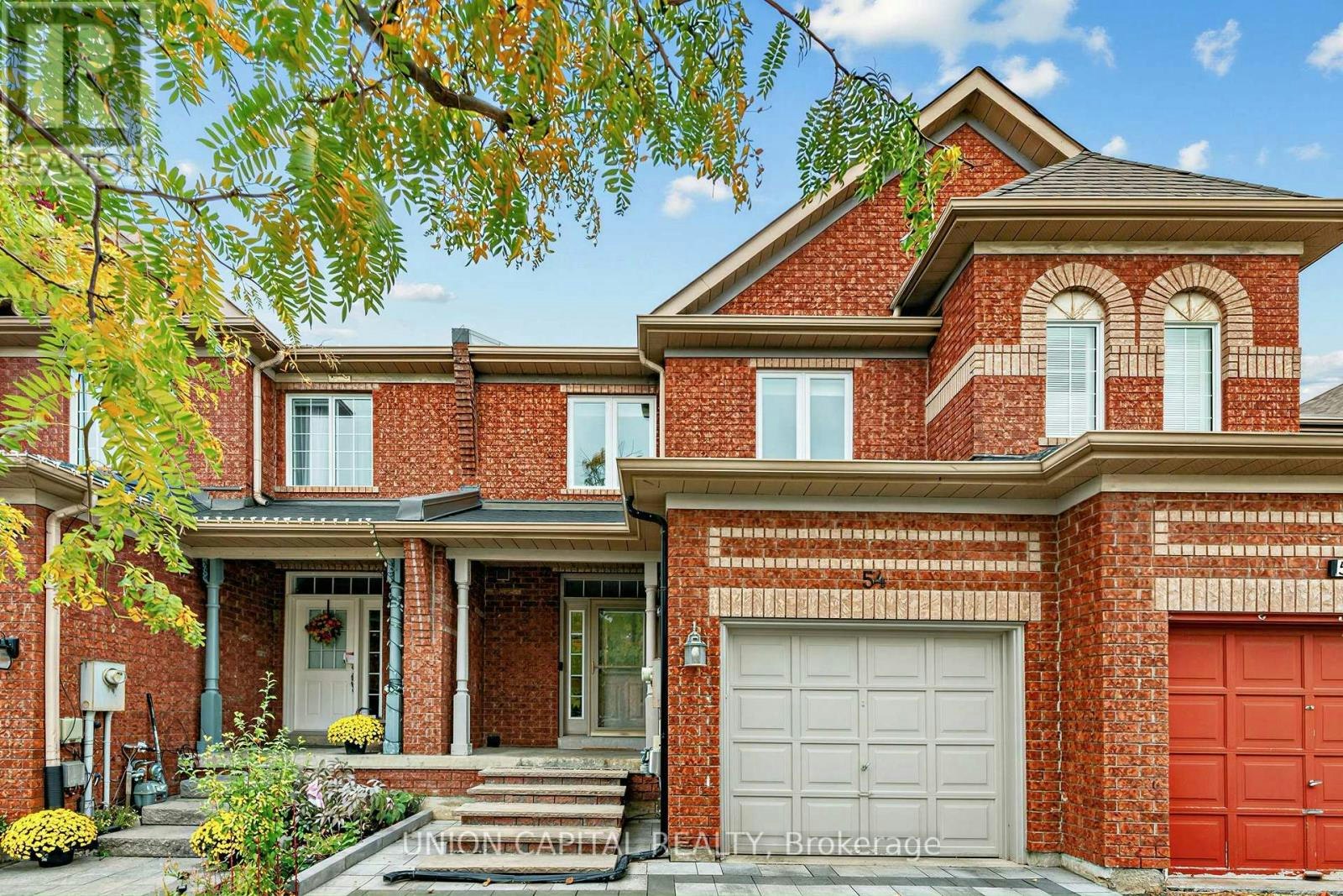 54 Maple Meadows Lane, Vaughan, ON, L6A 2X5 - 2