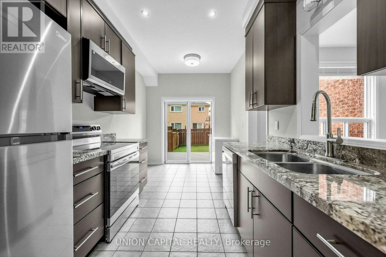 54 Maple Meadows Lane, Vaughan, ON, L6A 2X5 - 14