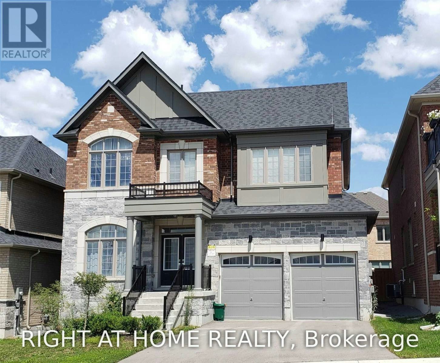 123 Dog Wood Boulevard, East Gwillimbury, ON, L9N 0S9