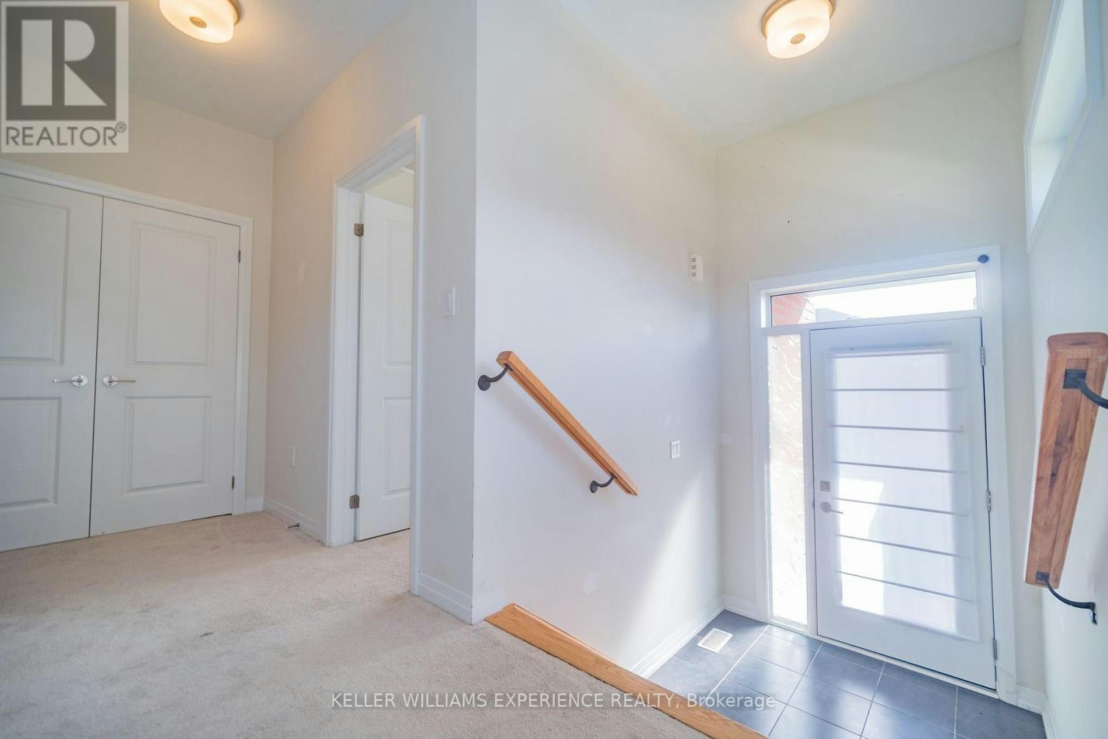 3080 Sandy Acres Avenue, Severn, ON, L3V 8P8 - 11