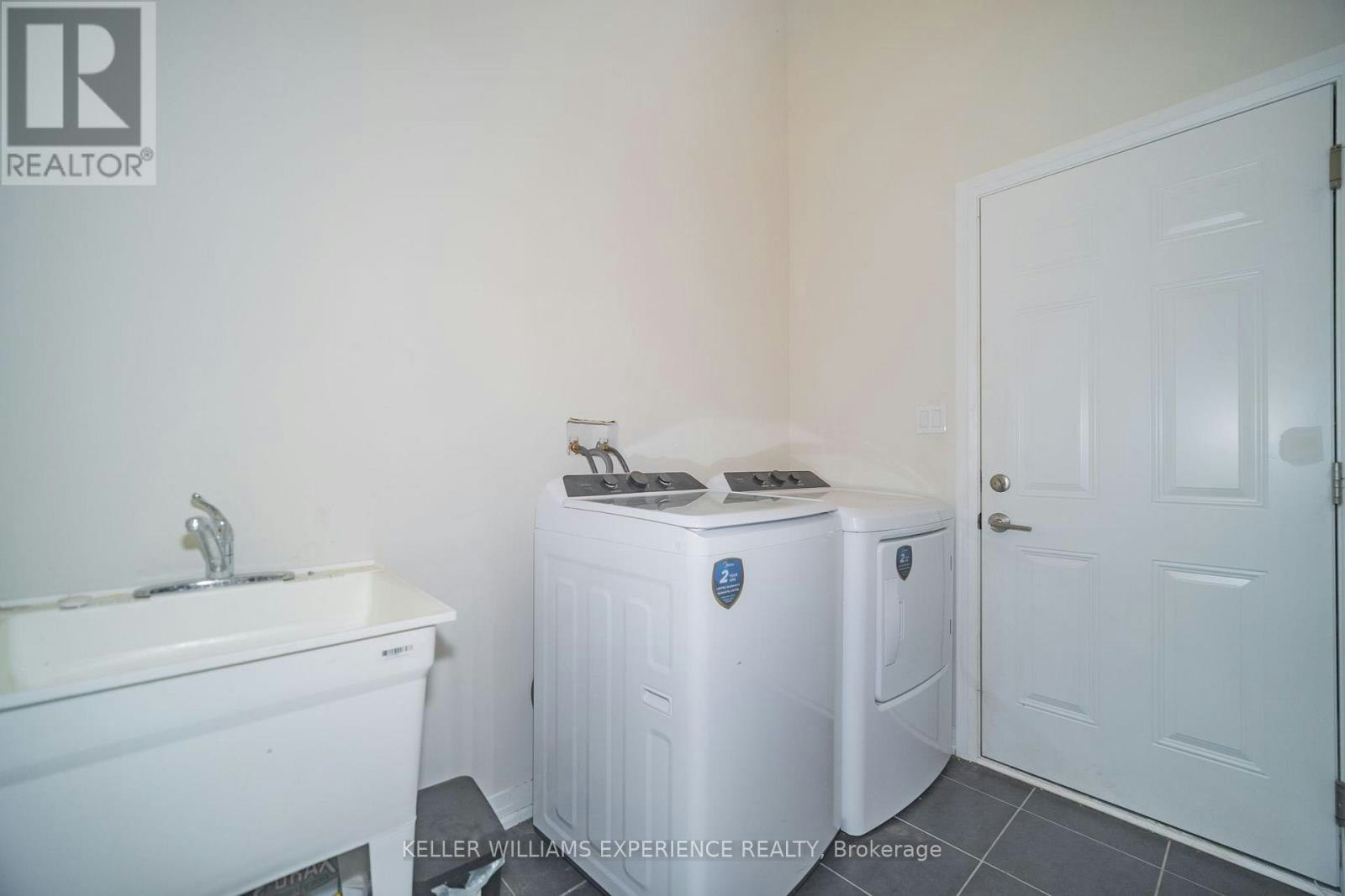 3080 Sandy Acres Avenue, Severn, ON, L3V 8P8 - 29