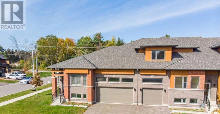 3080 Sandy Acres Avenue, Severn, ON, L3V 8P8 - 3