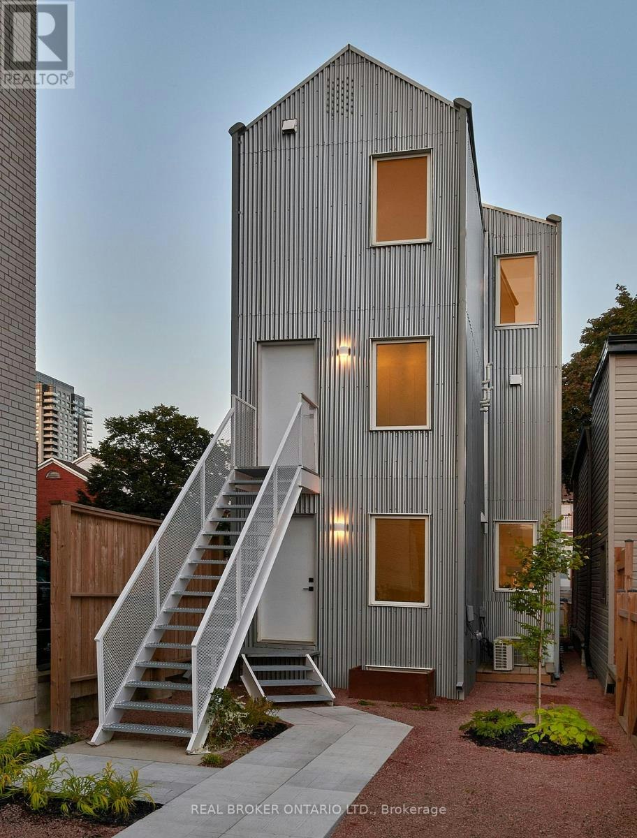 UPPER-278 Campbell Avenue, Toronto, ON, M6P 3V6 - 20