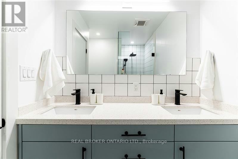 UPPER-278 Campbell Avenue, Toronto, ON, M6P 3V6 - 15