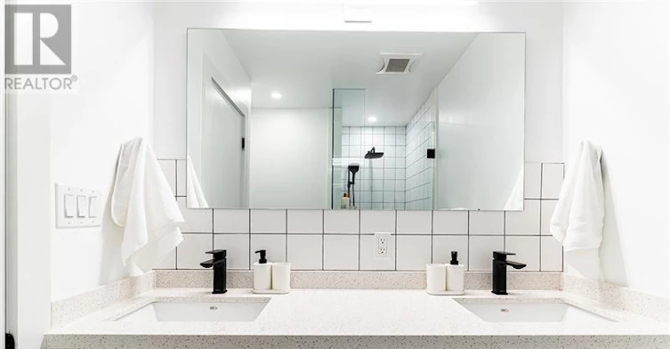 UPPER-278 Campbell Avenue, Toronto, ON, M6P 3V6 - 15