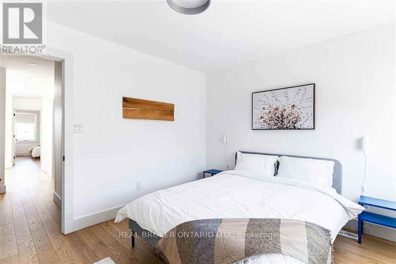 UPPER-278 Campbell Avenue, Toronto, ON, M6P 3V6 - 11