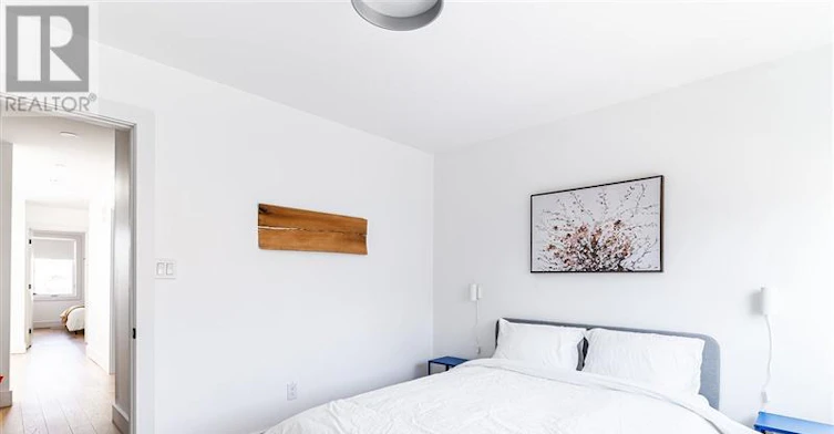 UPPER-278 Campbell Avenue, Toronto, ON, M6P 3V6 - 11