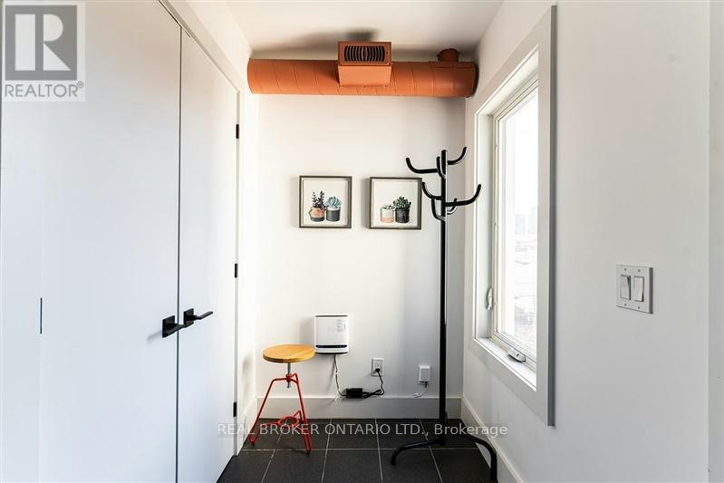 UPPER-278 Campbell Avenue, Toronto, ON, M6P 3V6 - 19