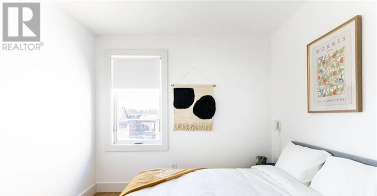 UPPER-278 Campbell Avenue, Toronto, ON, M6P 3V6 - 12