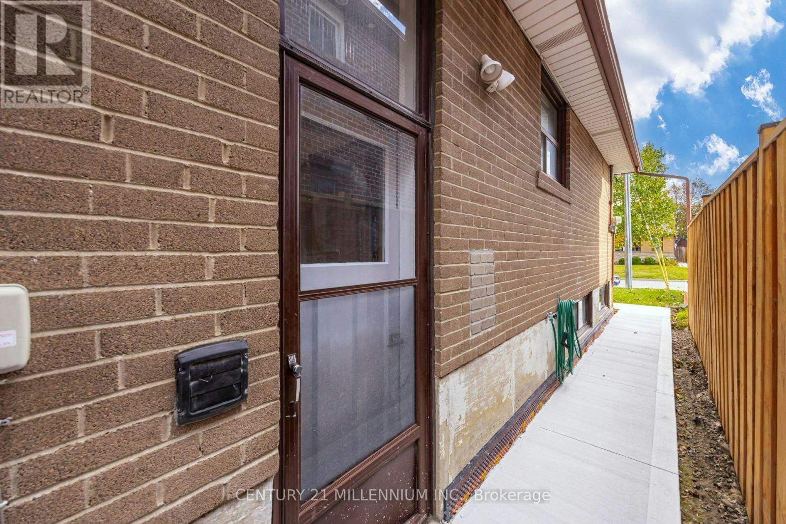 BASEMENT-18 Leneck Avenue, Brampton, ON, L6X 2A7 - 29