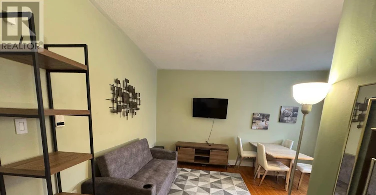 5-51 Queen East Street Street, Brampton, ON, L6W 2G9 - 2
