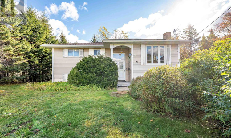 12 Ivylea Crescent