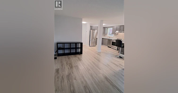 Main-62 Queen Charlotte Crescent, Kitchener, ON, N2E 3N6 - 5