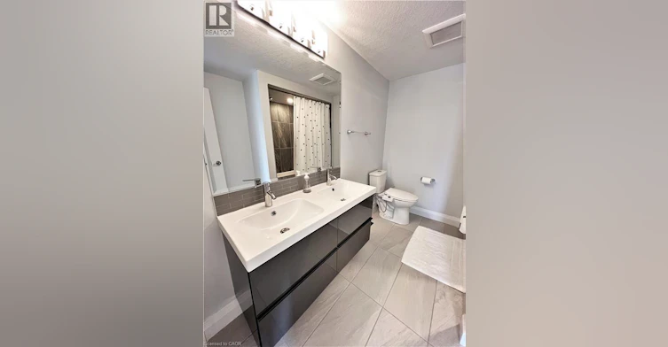 Main-62 Queen Charlotte Crescent, Kitchener, ON, N2E 3N6 - 9