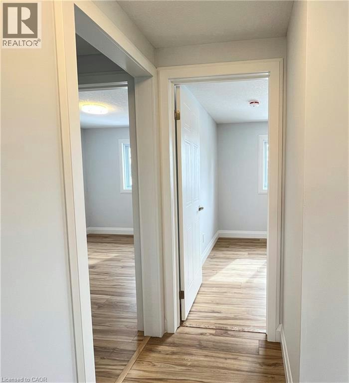 Main-62 Queen Charlotte Crescent, Kitchener, ON, N2E 3N6 - 7