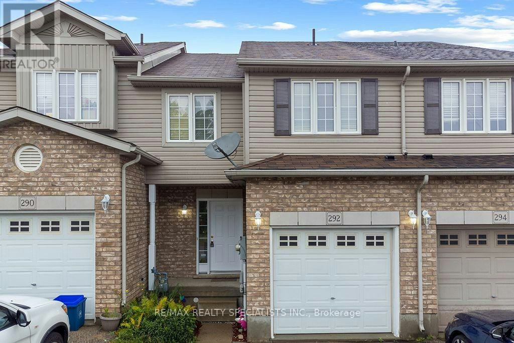 292 Briarmeadow Drive, Kitchener, ON, N2A 4L1 - 2