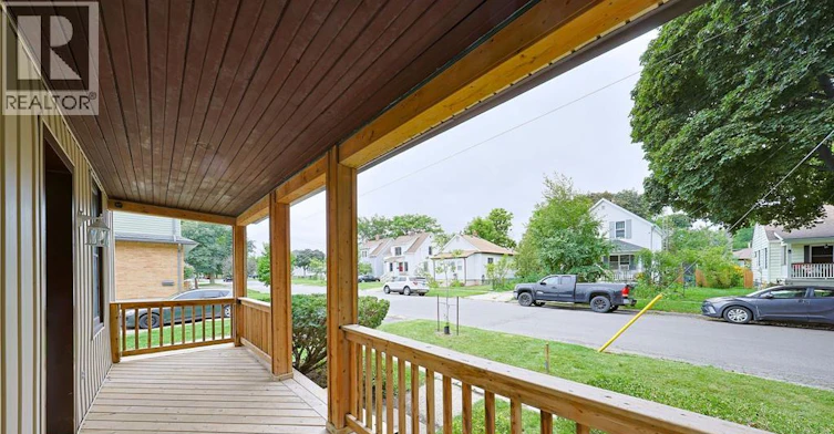 221 Bright Street, Sarnia, ON, N7T 4E9 - 3
