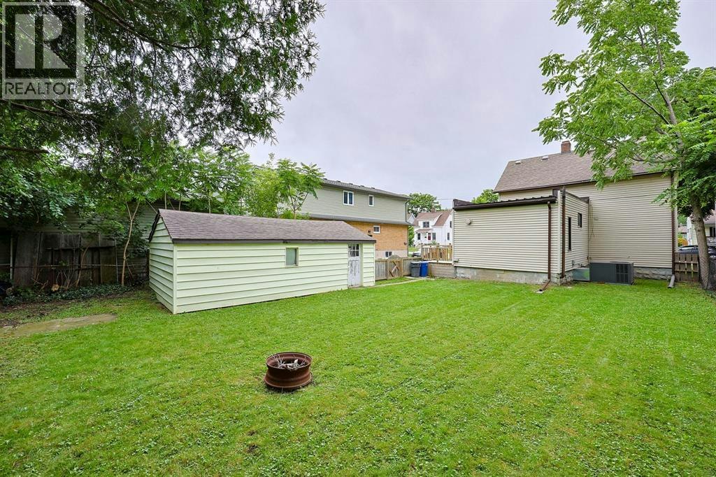 221 Bright Street, Sarnia, ON, N7T 4E9 - 4