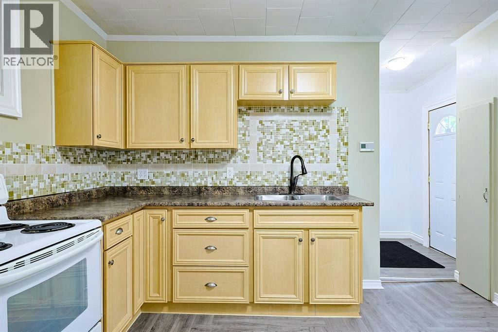221 Bright Street, Sarnia, ON, N7T 4E9 - 13