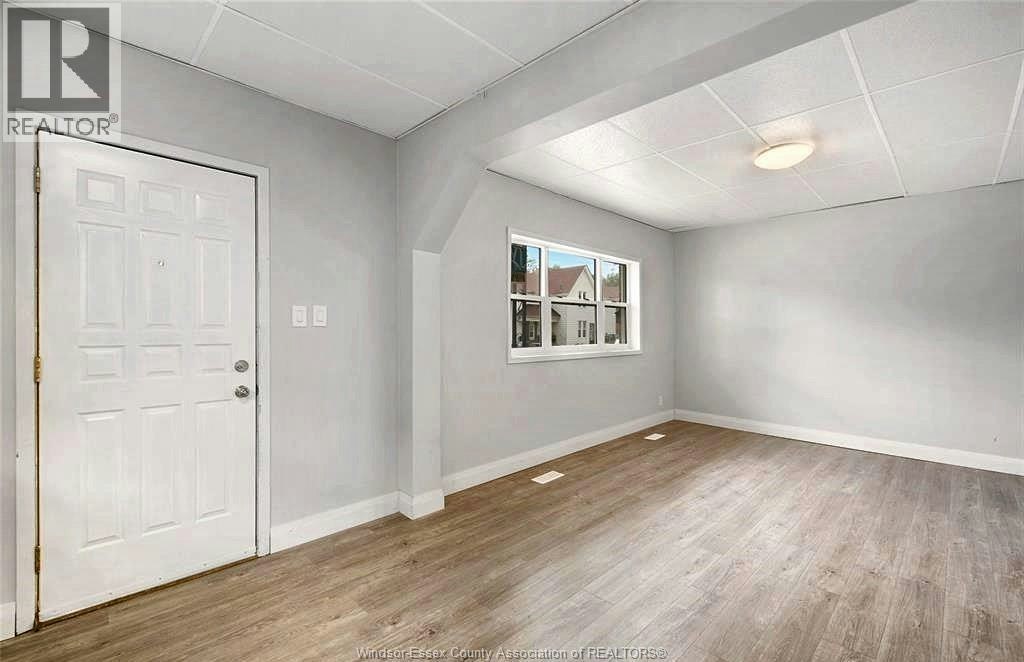 1-736 University East, Windsor, ON, N9A 2Z7 - 5