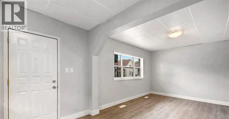 1-736 University East, Windsor, ON, N9A 2Z7 - 5