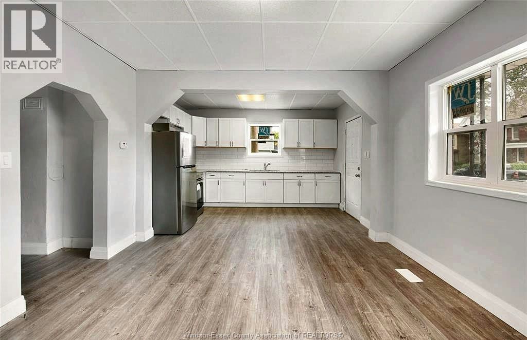 1-736 University East, Windsor, ON, N9A 2Z7 - 8