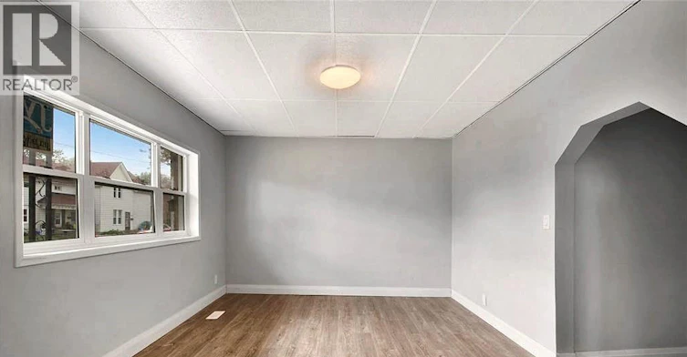1-736 University East, Windsor, ON, N9A 2Z7 - 6