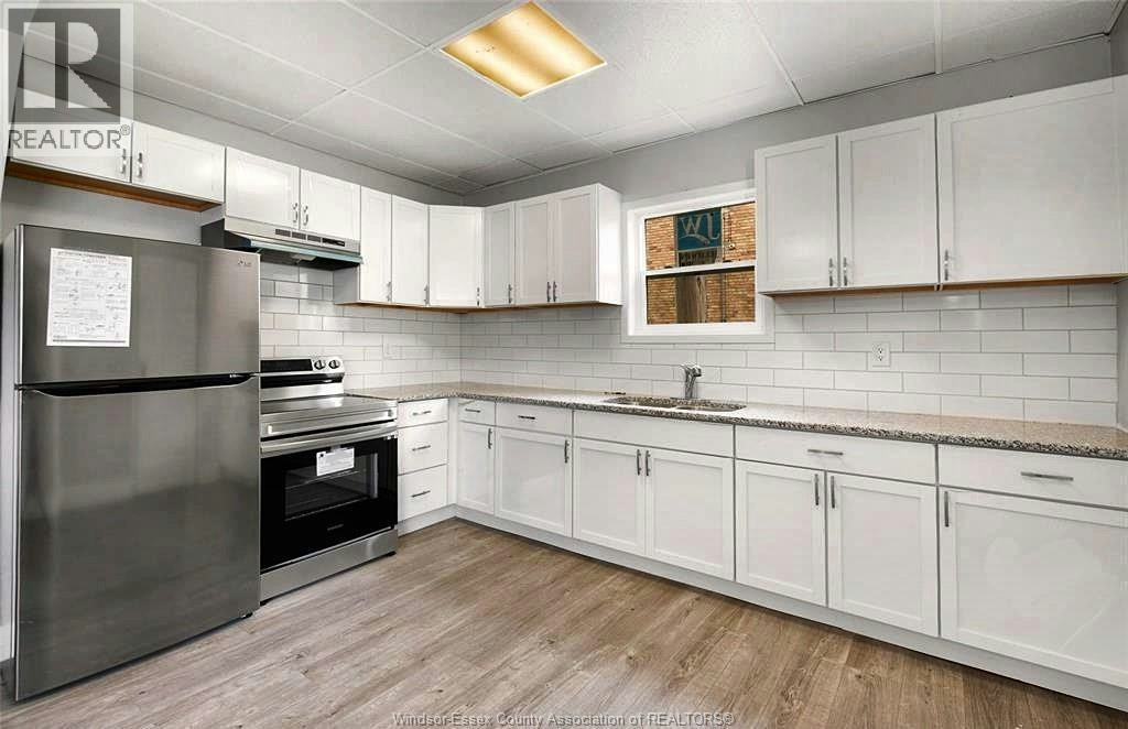1-736 University East, Windsor, ON, N9A 2Z7 - 4