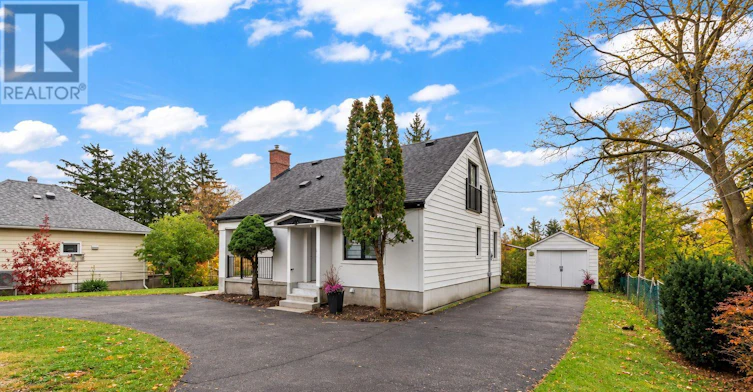 B-513 Parkhill Road W, Peterborough, ON, K9H 3J4