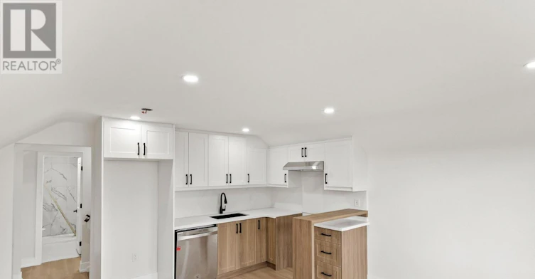 C-513 Parkhill Road W, Peterborough, ON, K9H 3J4 - 3