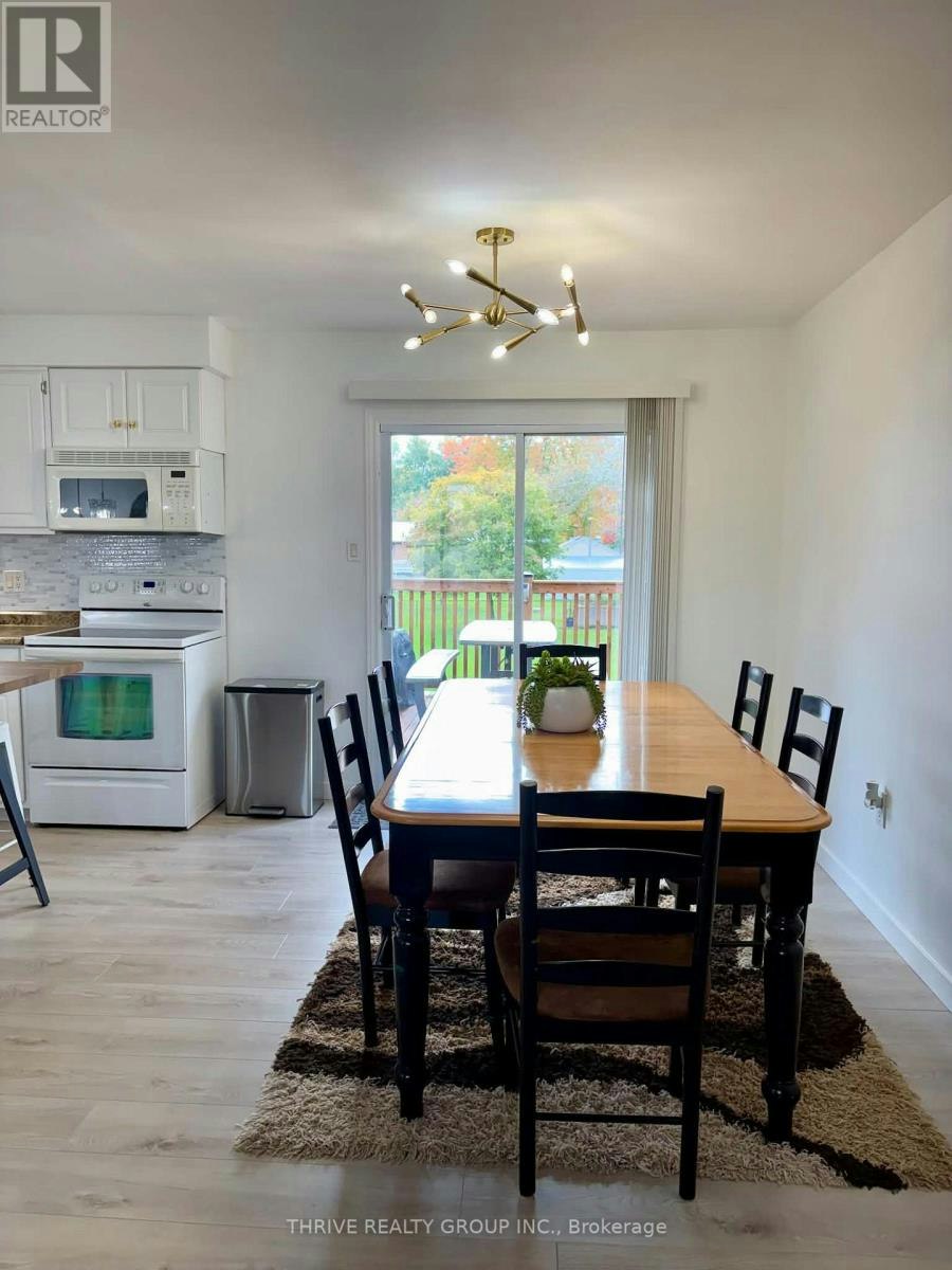 182 Elizabeth Street, Southwest Middlesex, ON, N0L 1M0 - 4