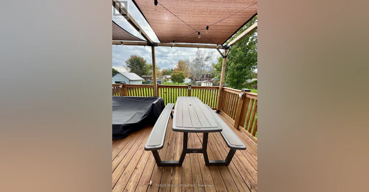 182 Elizabeth Street, Southwest Middlesex, ON, N0L 1M0 - 2