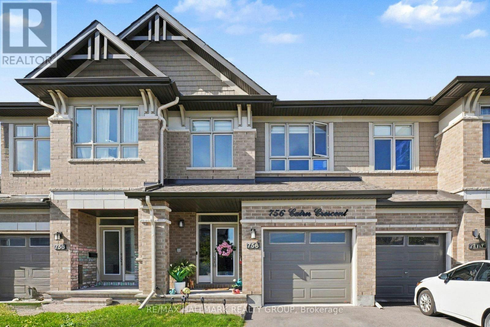756 Cairn Crescent, Ottawa, ON, K1W 0P4