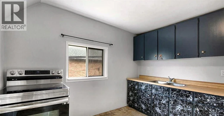 2-736 University East, Windsor, ON, N9A 2Z7 - 8