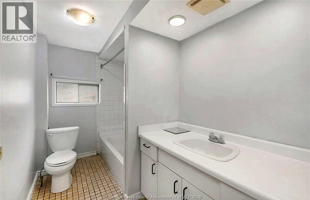 2-736 University East, Windsor, ON, N9A 2Z7 - 13