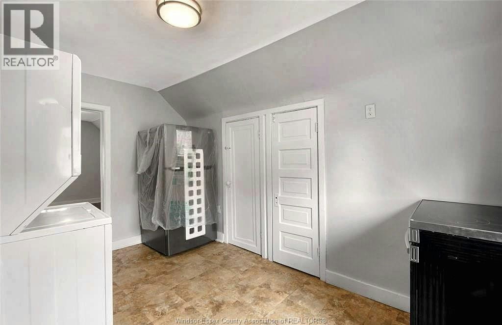 2-736 University East, Windsor, ON, N9A 2Z7 - 9