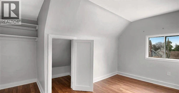 2-736 University East, Windsor, ON, N9A 2Z7 - 10