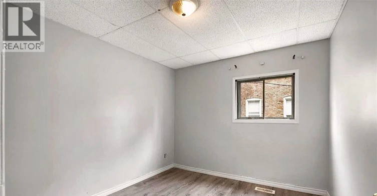 3-736 University East, Windsor, ON, N9A 2Z7 - 8