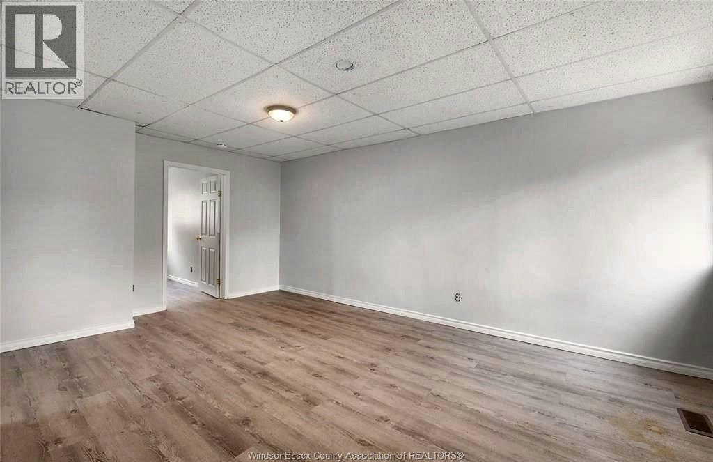 3-736 University East, Windsor, ON, N9A 2Z7 - 4