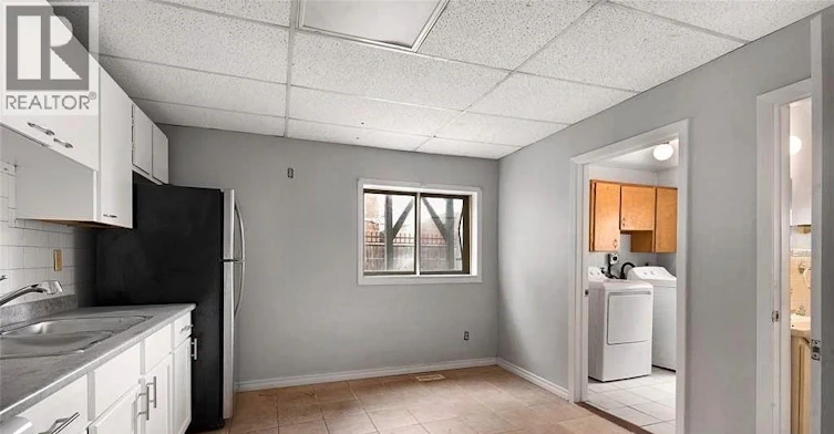 3-736 University East, Windsor, ON, N9A 2Z7 - 5