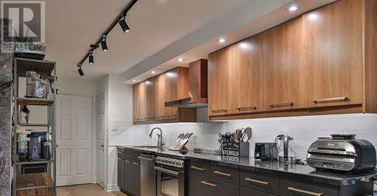 C-PH 10-211 Saint Patrick Street S, Toronto, ON, M5T 2Y9 - 22