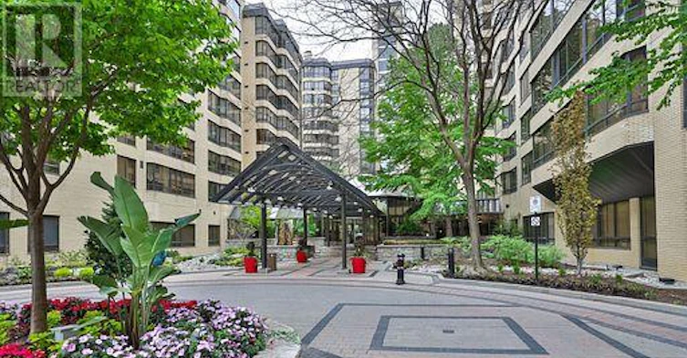 C-PH 10-211 Saint Patrick Street S, Toronto, ON, M5T 2Y9 - 3
