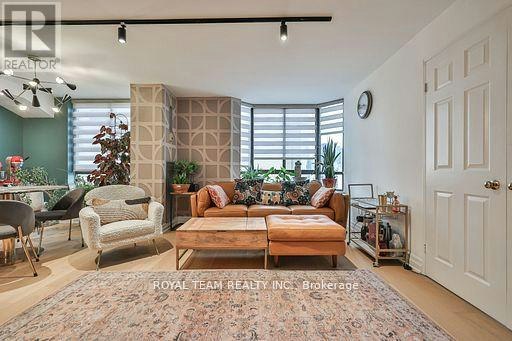 C-PH 10-211 Saint Patrick Street S, Toronto, ON, M5T 2Y9 - 13