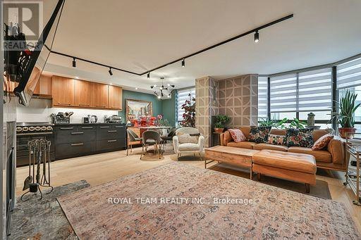 C-PH 10-211 Saint Patrick Street S, Toronto, ON, M5T 2Y9 - 11