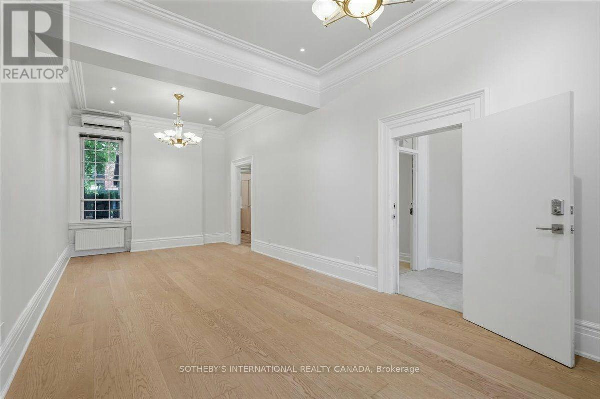 MAIN FLOOR-33 Rose Avenue, Toronto, ON, M4X 1N7 - 4