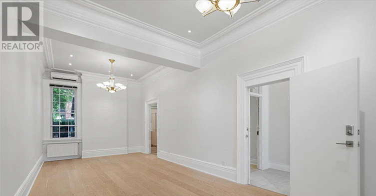 MAIN FLOOR-33 Rose Avenue, Toronto, ON, M4X 1N7 - 4