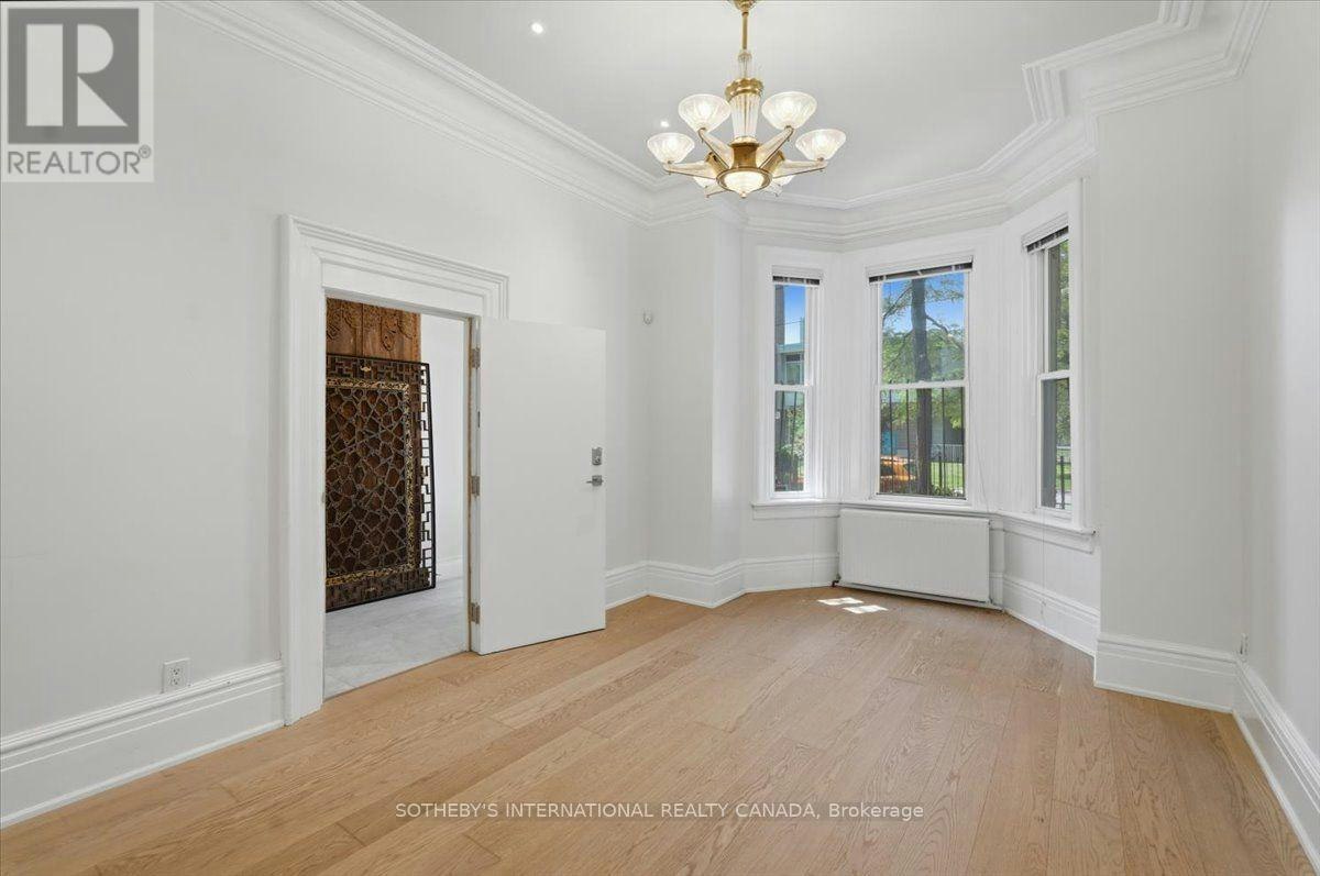 MAIN FLOOR-33 Rose Avenue, Toronto, ON, M4X 1N7 - 3