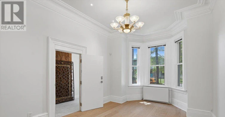 MAIN FLOOR-33 Rose Avenue, Toronto, ON, M4X 1N7 - 3