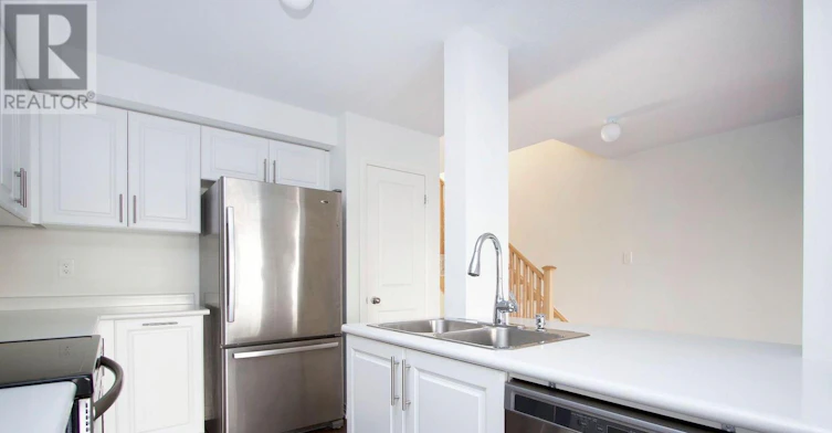 1 Queen Alexandra Lane, Clarington, ON, L1C 7E5 - 4