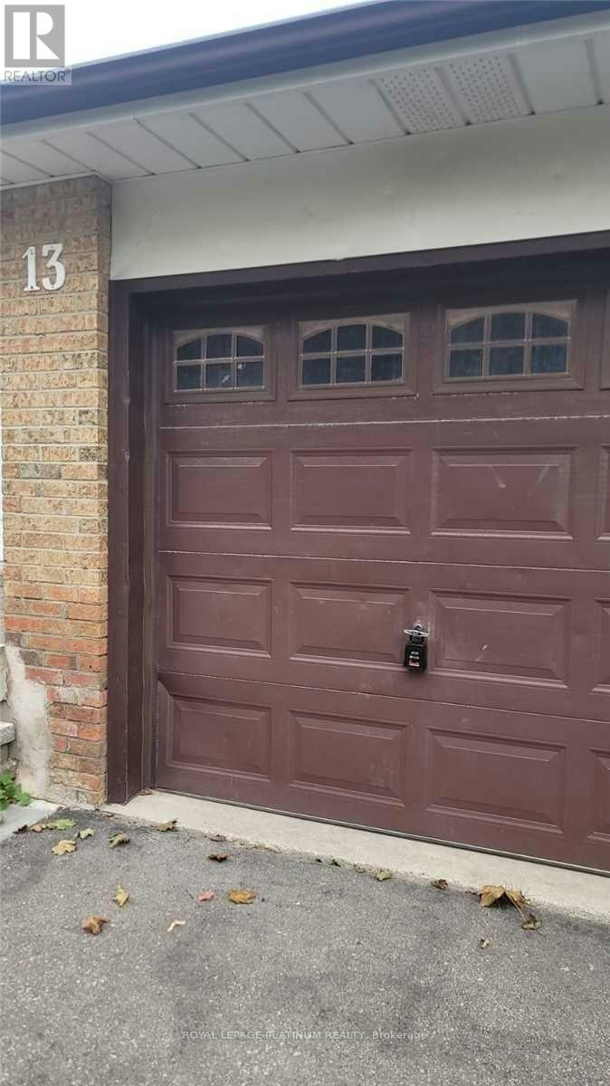 MAIN-13 Manitou Crescent, Brampton, ON, L6S 2Z6 - 2
